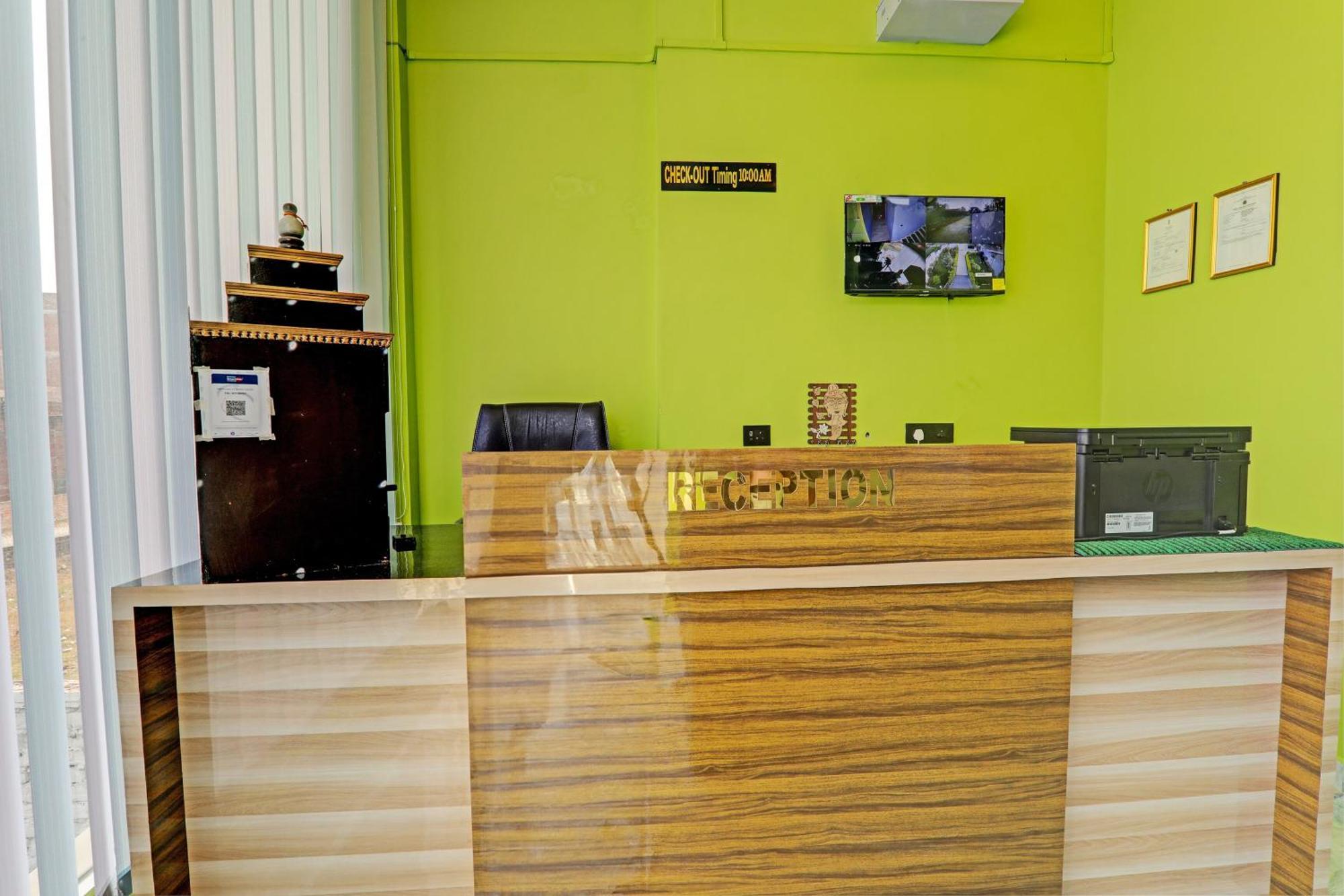 Oyo Green Valley Guest House Sultanpur  Bagian luar foto