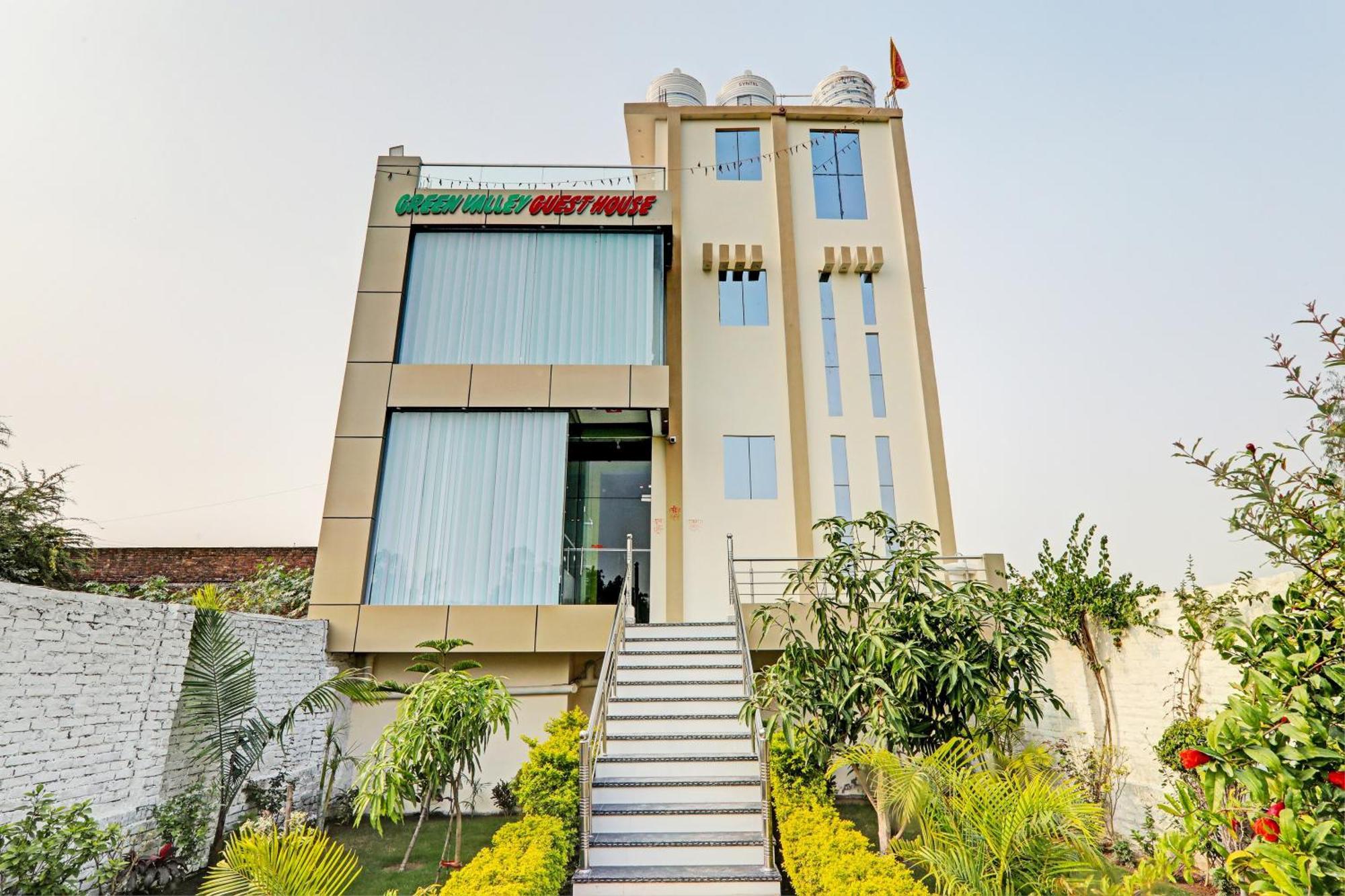 Oyo Green Valley Guest House Sultanpur  Bagian luar foto